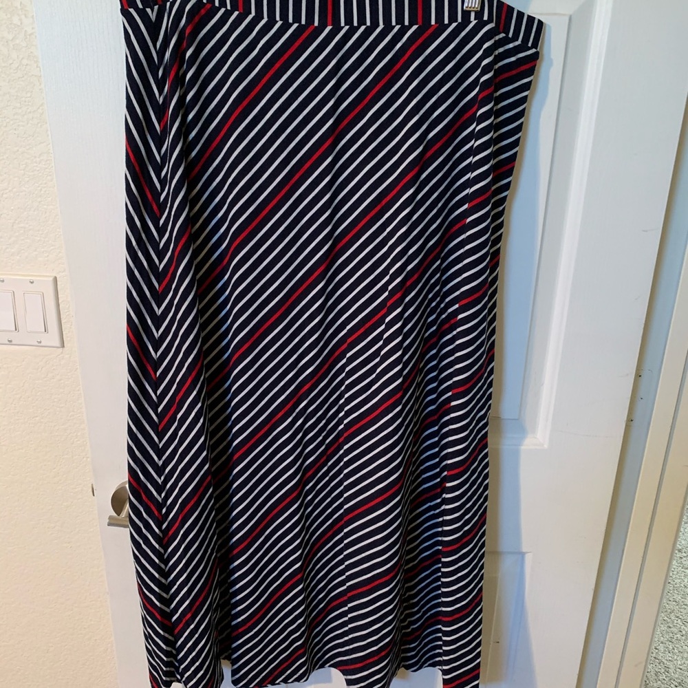 Striped maxi - Picture 1 of 3